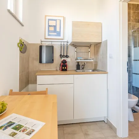 Sunny & Cosy Wparking Ровинь